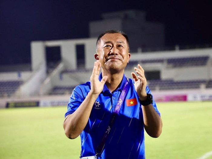 HLV Okiyama Masahiko đánh giá cao chất lượng đào tạo trẻ và sự tiến bộ của các cầu thủ U17 nữ Việt Nam