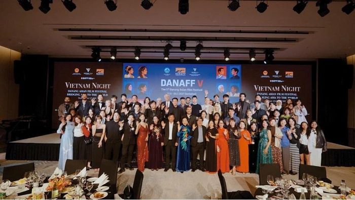 Vietnam Night thu hút đông đảo nhà làm phim, nghệ sĩ Việt Nam, Hàn Quốc và quốc tế tham dự