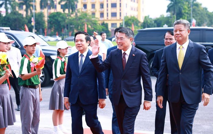 Thủ tướng Lê Minh Hưng đến dự Hội nghị công bố Quy hoạch tỉnh Hưng Yên thời kỳ 2021 - 2030, tầm nhìn đến năm 2050. Ảnh: Dương Giang – TTXVN