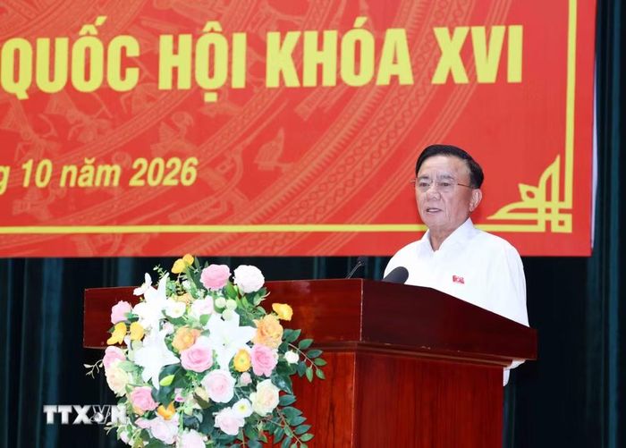 Đồng chí Trần Cẩm Tú, Ủy viên Bộ Chính trị, Thường trực Ban Bí thư phát biểu tại hội nghị - Ảnh: TTXVN