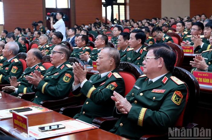 Các đại biểu dự lễ kỷ niệm.