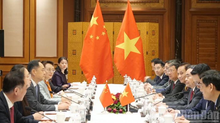 Toàn cảnh cuộc tiếp. (Ảnh: HỮU HƯNG - VI SA)