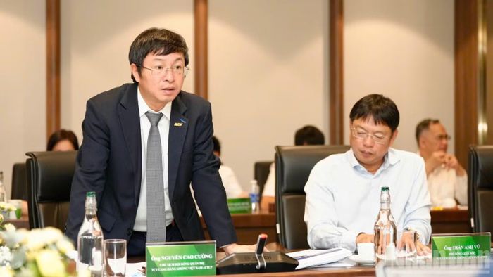 Ông Nguyễn Cao Cường, Chủ tịch Hội đồng quản trị ACV phát biểu ý kiến. (Ảnh: PHAN CÔNG)