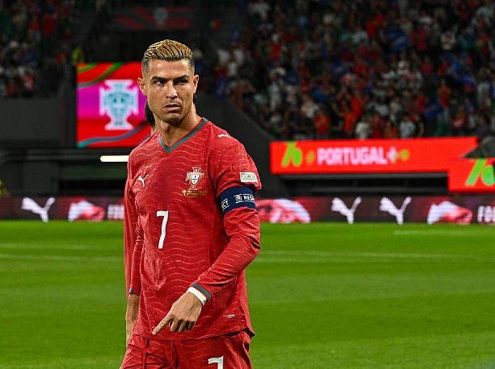 Ronaldo đang chờ án phạt cho hành động tự ý bỏ đội tuyển. Ảnh: Getty 