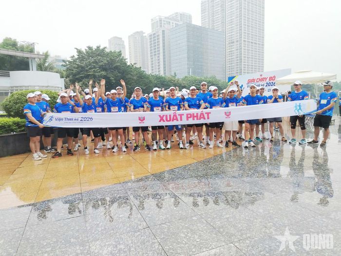  Các vận động viên tham gia Giải chạy bộ Viện Thiết kế năm 2026.   