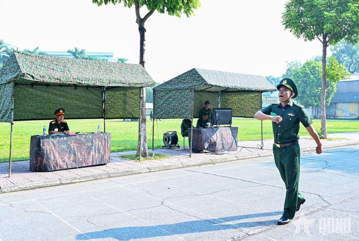  Kiểm tra điều lệnh.