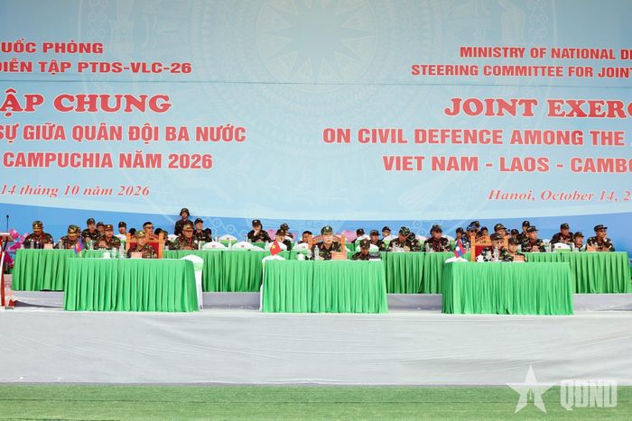 Các đại biểu dự tổng duyệt lần hai Diễn tập chung về phòng thủ dân sự giữa quân đội ba nước Việt Nam-Lào-Campuchia năm 2026.