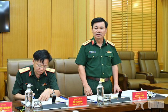 Thượng tướng Đỗ Xuân Tụng phát biểu.