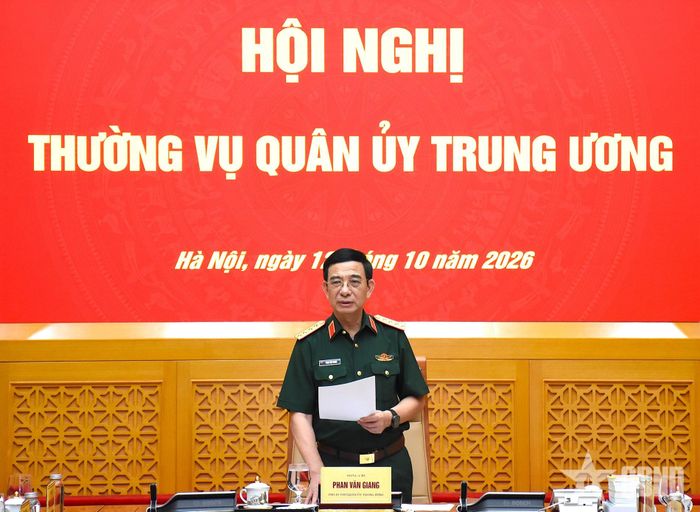 Đại tướng Phan Văn Giang chủ trì hội nghị.