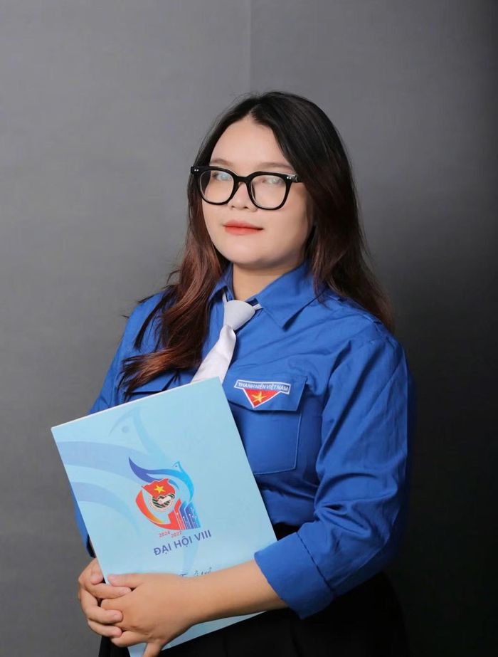 Nguyễn Trần Hoài Nhi (ngành Kiến trúc, trường ĐH Kiến trúc Đà Nẵng).