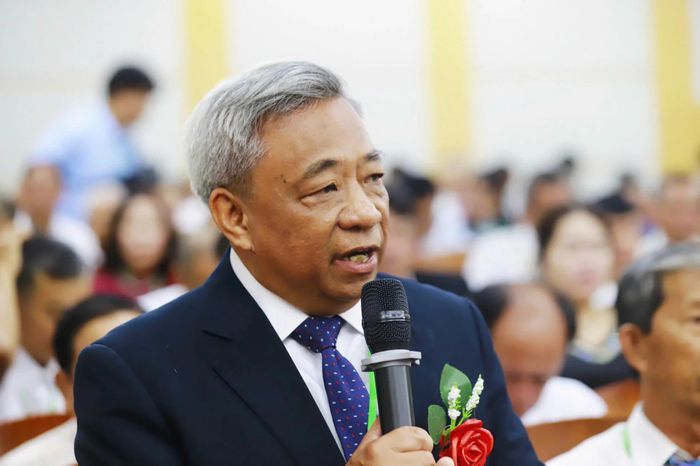  Ông Hoàng Mạnh Cường, Giám đốc Công ty TNHH MTV Kiên Cường (tỉnh Đắk Lắk) chia sẻ về hành trình gia tăng giá trị hạt cà phê Tây Nguyên. Ảnh: ANH THƠ 