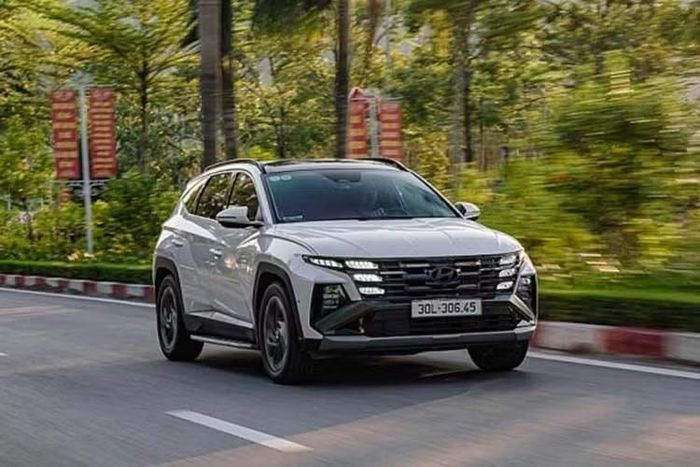 Hyundai Tucson vượt mốc doanh số 1.000 xe trong tháng 9/2026.