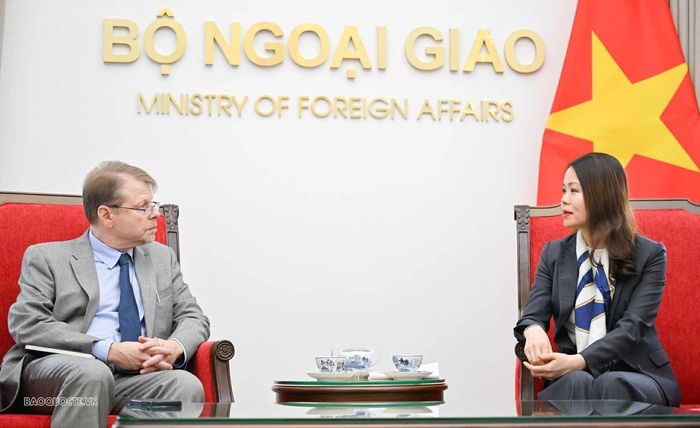 Thứ trưởng Nguyễn Minh Hằng đánh giá cao vai trò và những đóng góp tích cực của USCC trong thúc đẩy quan hệ kinh tế, thương mại, đầu tư song phương thời gian qua. (Ảnh: Nguyễn Hồng)