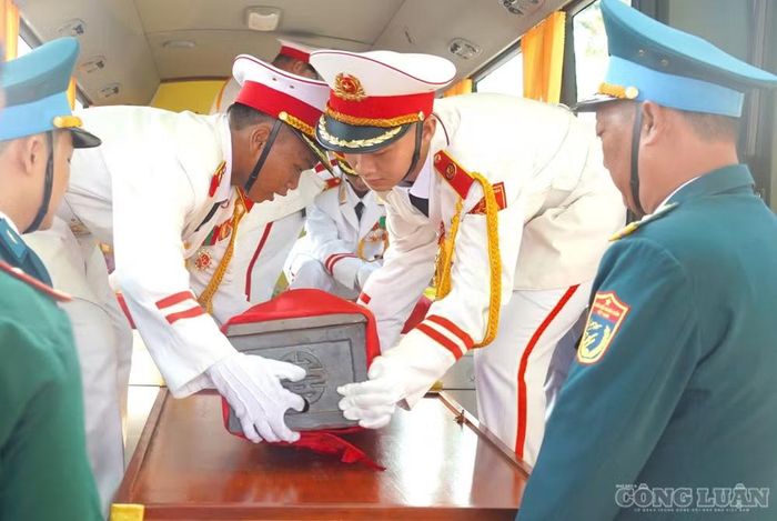 Hành trình tìm kiếm vẫn còn tiếp tục, với mong muốn đưa những người đã hy sinh trở về với đất mẹ, để các anh được yên nghỉ và thân nhân có thêm cơ hội tìm lại người thân sau nhiều năm mong ngóng.