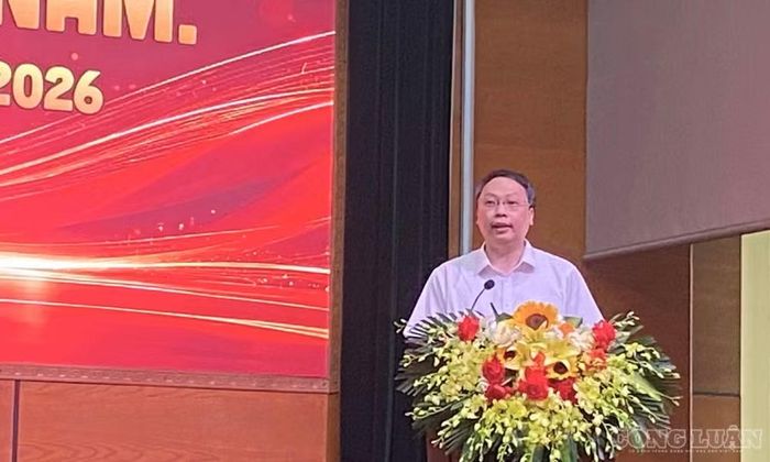 Thứ trưởng Nguyễn Huy Dũng phát biểu tại chương trình.