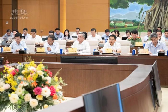 Đại biểu tham dự phiên họp. Ảnh: QH.