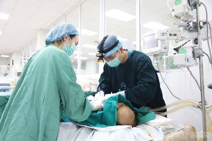 Trong những trường hợp này, sở y tế phối hợp với cơ sở giáo dục đại học thống nhất tiêu chí xét tuyển. Cơ sở đào tạo phải gửi văn bản báo cáo Bộ Y tế và được chấp thuận trước khi thông báo tuyển sinh.