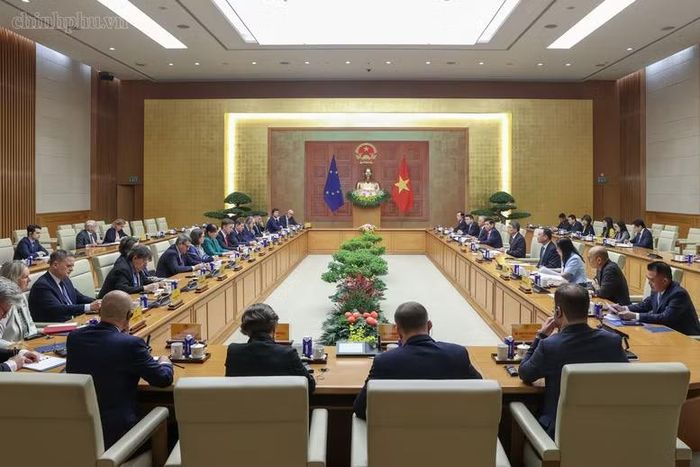 Với những vấn đề còn khác biệt, Thủ tướng đề nghị hai bên tiếp tục thông qua đối thoại và các cơ chế song phương hiện có, không để ảnh hưởng đến quan hệ hợp tác Đối tác chiến lược toàn diện. Ảnh: CP