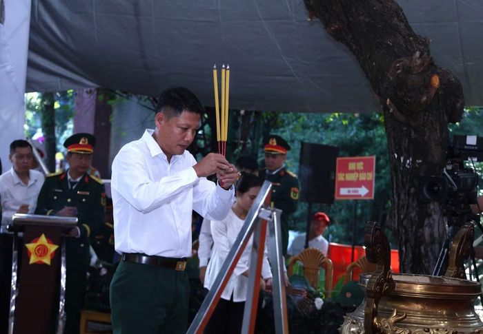 Tại buổi tổng duyệt, các lực lượng thực hiện nghi thức dâng hoa, dâng hương; Lễ viếng, Lễ truy điệu; tổ chức đội hình di chuyển quách hài cốt liệt sĩ, đưa lên xe và di chuyển về Nghĩa trang Liệt sĩ TPHCM; nghi thức đón, di chuyển hài cốt liệt sĩ đến vị trí an táng, hạ huyệt và dâng hương tưởng niệm.