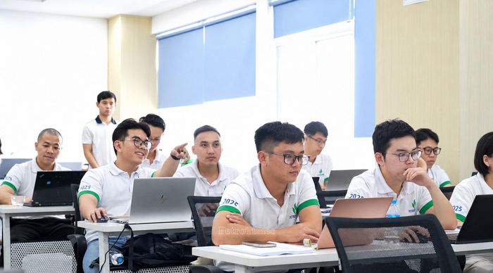 Các học viên biến kiến thức thành cách làm mới đưa vào chính công việc hằng ngày tại đơn vị.