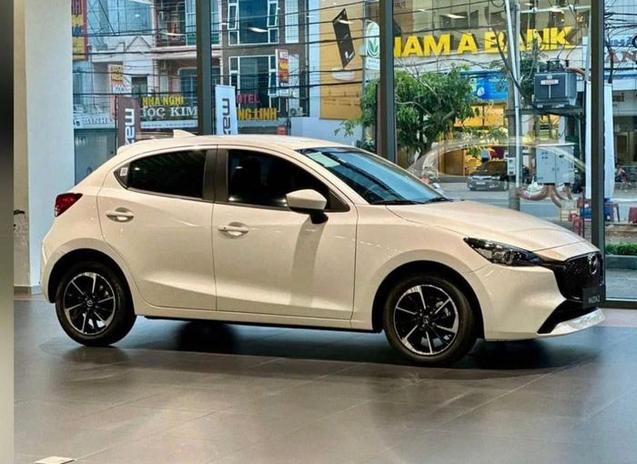 Mazda2 đạt doanh số 464 xe trong tháng 9. Ảnh: Mazda Trần Khát Chân
