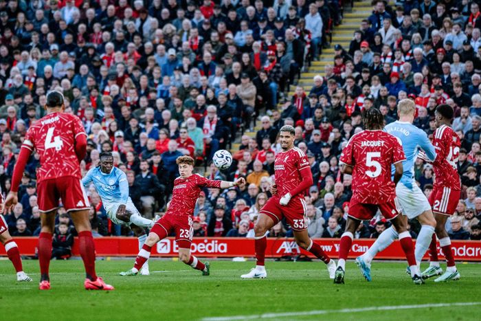 Doku làm thay đổi hoàn toàn thế trận khi vào sân. Ảnh: MCFC