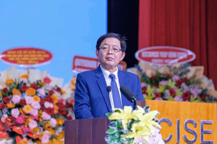  Phó Thủ tướng Hồ Quốc Dũng phát biểu tại chương trình