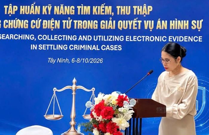 Bà Nguyễn Nguyệt Minh, Phụ trách Cơ quan UNODC tại Việt Nam phát biểu tại khóa tập huấn.