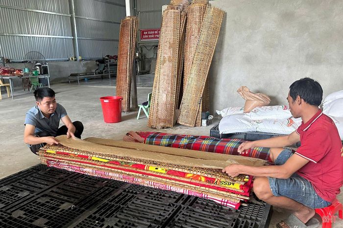 Năm nay, HTX sản xuất thêm bánh đa nem theo quy trình khép kín, sử dụng gạo sạch làm nguyên liệu.