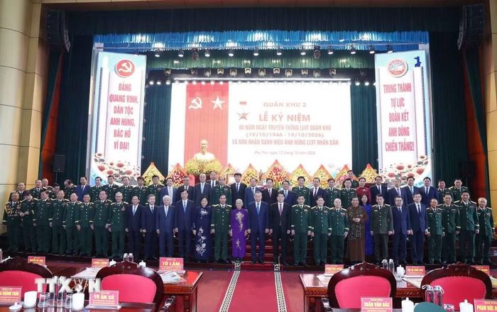 Tổng Bí thư, Chủ tịch nước Tô Lâm và các đại biểu. (Ảnh: Thống Nhất/TTXVN)