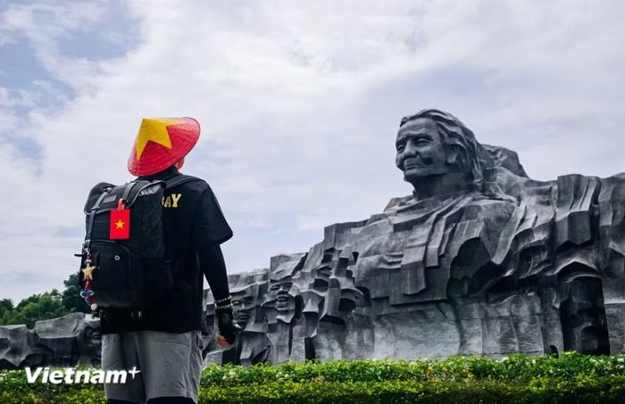 Một trong số các điểm đến lịch sử trên hành trình xuyên Việt. (Ảnh: Vương Công Nam/Vietnam+)