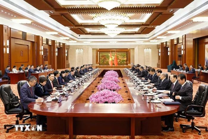 Chủ tịch Quốc hội Trần Thanh Mẫn hội đàm với Ủy viên trưởng Ủy ban thường vụ Đại hội Đại biểu Nhân dân toàn quốc Trung Quốc Triệu Lạc Tế và đồng chủ trì Phiên họp lần thứ 2 Ủy ban hợp tác giữa Quốc hội Việt Nam và Nhân đại toàn quốc Trung Quốc. (Ảnh: Doãn Tấn/TTXVN)