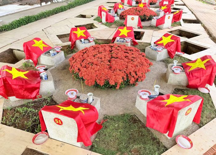 Các hài cốt liệt sĩ được tìm kiếm, quy tập tại Công viên Lê Thị Riêng an nghỉ tại Nghĩa trang Liệt sĩ TP Hồ Chí Minh.