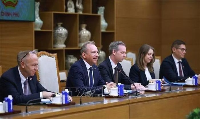 Bộ trưởng Tài chính Luxembourg Gilles Roth phát biểu. Ảnh: Dương Giang/TTXVN