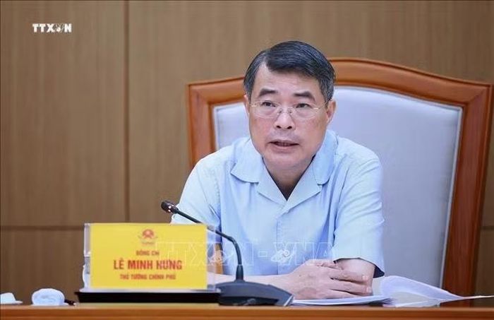 Thủ tướng Lê Minh Hưng chủ trì cuộc họp với lãnh đạo Bộ Công thương và các bộ, ngành liên quan về giải pháp đảm bảo cung ứng điện giai đoạn 2026 - 2030 và định hướng Quy hoạch điện VIII. Ảnh: Dương Giang/TTXVN
