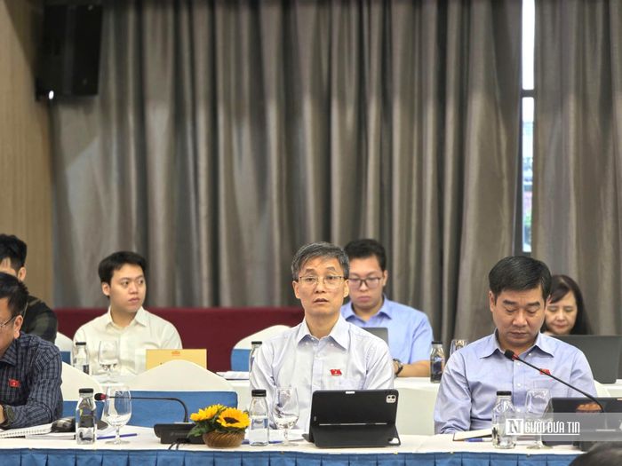 Ông Nguyễn Khánh Ngọc, Chủ tịch Hội Luật gia Việt Nam, Ủy viên Ủy ban Pháp luật và Tư pháp của Quốc hội, tham dự phiên họp toàn thể lần thứ 14 của Ủy ban tại thành phố Đà Nẵng.