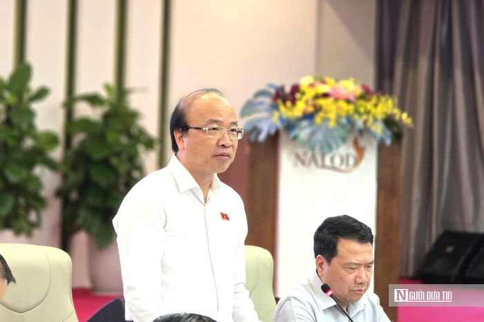 Ông Phan Chí Hiếu, Chủ nhiệm Ủy ban Pháp luật và Tư pháp của Quốc hội, phát biểu khai mạc phiên họp toàn thể lần thứ 14 tại Đà Nẵng.