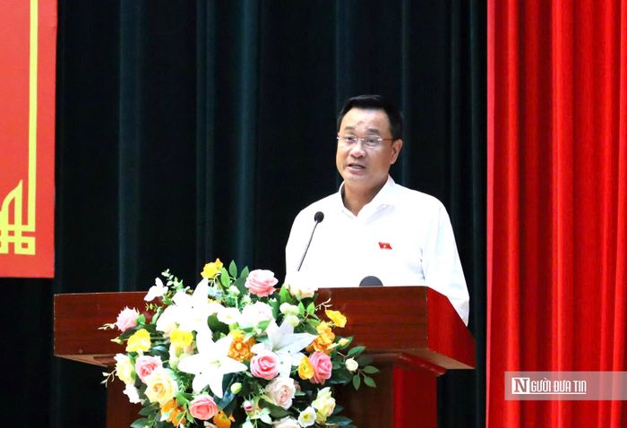 Ông Lê Ngọc Quang, Bí thư Thành ủy Đà Nẵng, phát biểu tại hội nghị tiếp xúc cử tri trước Kỳ họp thứ 2, Quốc hội khóa XVI.
