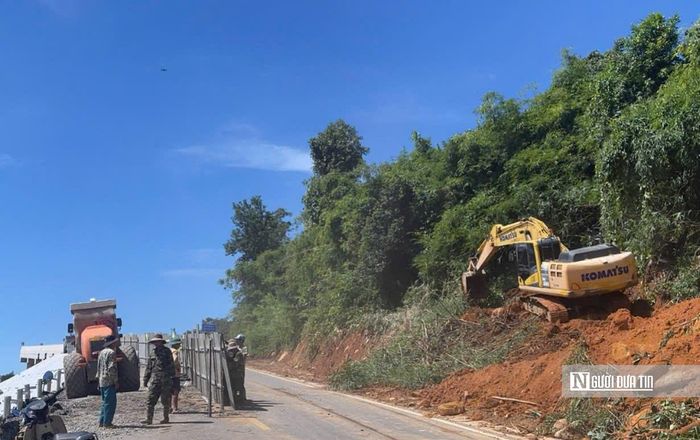 Máy móc, thiết bị xử lý điểm sụt lún.