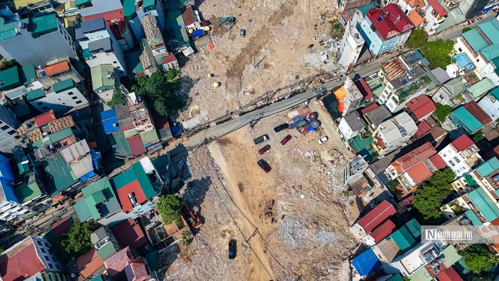 Trước đó, tại buổi kiểm tra thực địa dự án, Bí thư Thành ủy Hà Nội Trần Đức Thắng đề nghị tập trung đẩy nhanh tiến độ triển khai toàn tuyến, bảo đảm đầu tư đồng bộ, kết nối liên thông toàn tuyến đến Vành đai 5 (cầu Vĩnh Thịnh), phấn đấu hoàn thành trong năm 2027.