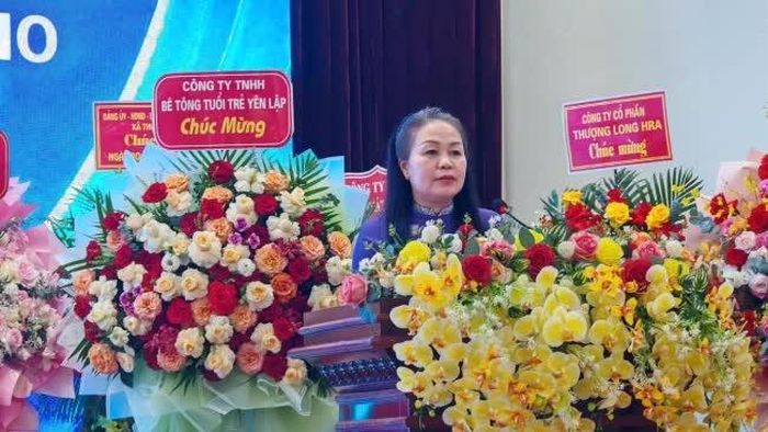 Bà Đinh Thị Thu Thủy - Bí thư Đảng ủy, Chủ tịch HĐND xã Thượng Long, tỉnh Phú Thọ.