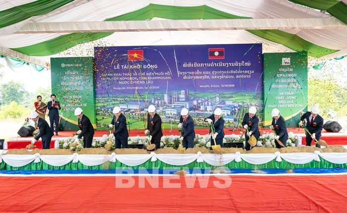 Nghi thức tái khởi động Dự án khai thác và chế biến muối mỏ tại huyện Nongbok, tỉnh Khammouan. Ảnh: Vinachem