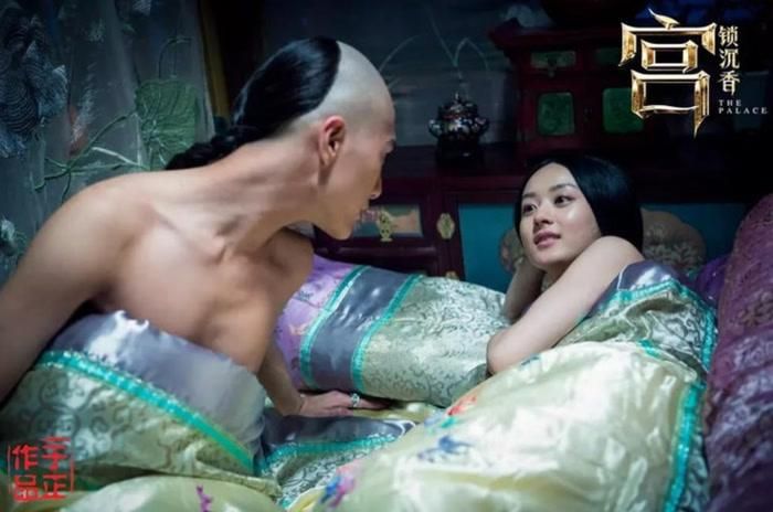 Triệu Lệ Dĩnh từng đóng cảnh nóng táo bạo thời mới vào nghề.