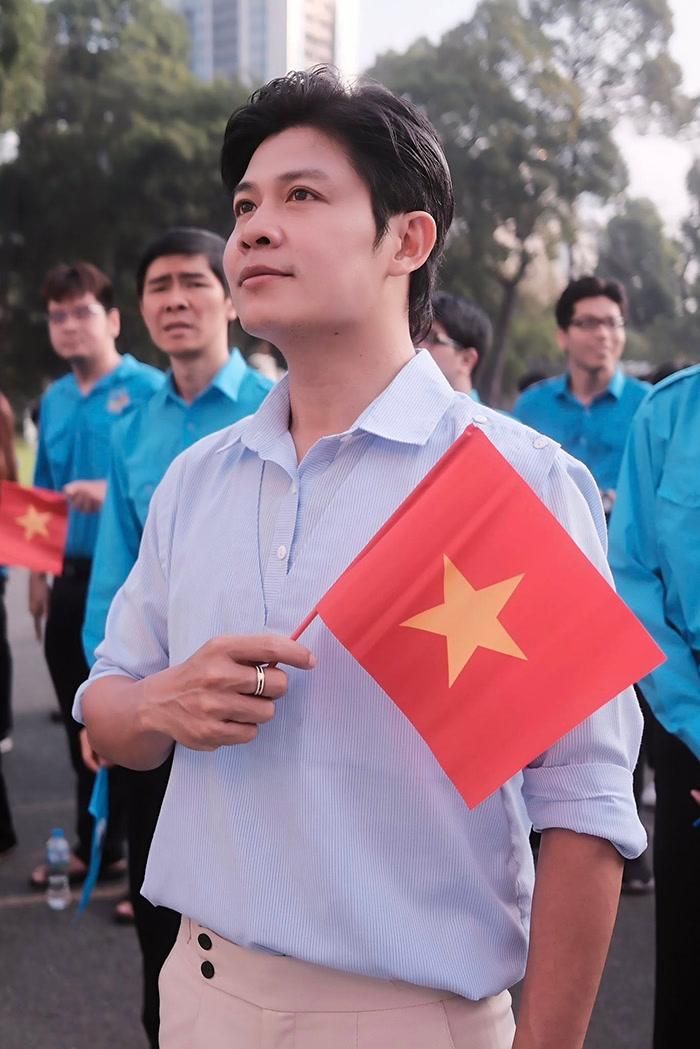 Nguyễn Văn Chung cho rằng trách nhiệm của một người làm nghệ thuật chính là dùng những sản phẩm ấy truyền tải cảm xúc, đưa những câu chuyện nhân văn và các giá trị tốt đẹp đến xã hội.