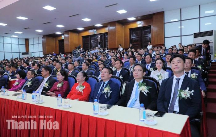 Các doanh nhân dự lễ tôn vinh.
