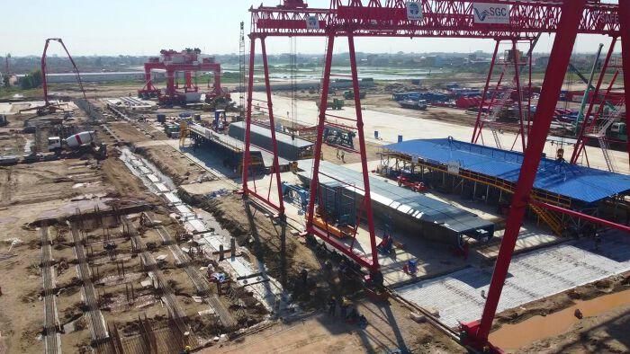 Theo kế hoạch, tuyến Hà Nội - Quảng Ninh sử dụng khoảng 3.200 phiến. Trong ảnh là công trường bãi đúc dầm ở xã Gia Bình.