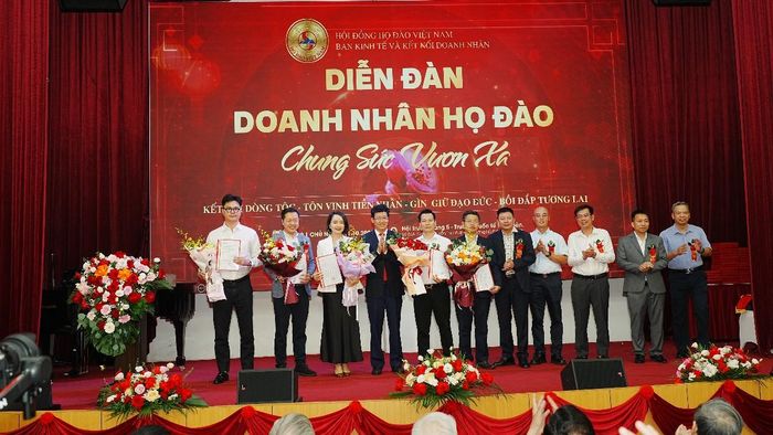 Diễn đàn Doanh nhân Họ Đào 2026.