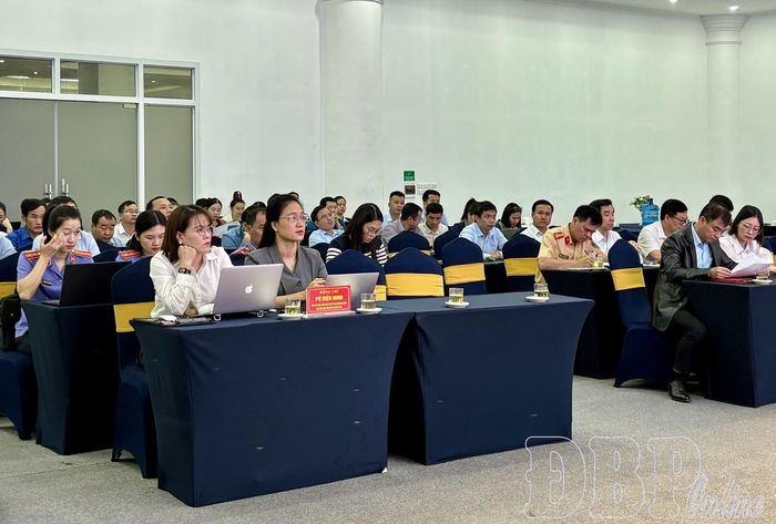 Đại biểu dự hội nghị.