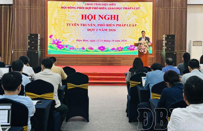 Hội nghị tuyên truyền, phổ biến pháp luật với sự tham gia của gần 200 đại biểu.