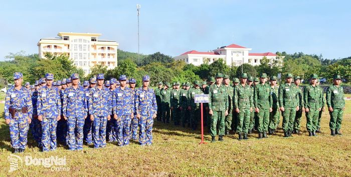 Lực lượng của Quân chủng Hải quân và Bộ đội Biên phòng. Ảnh: Nguyễn Ân